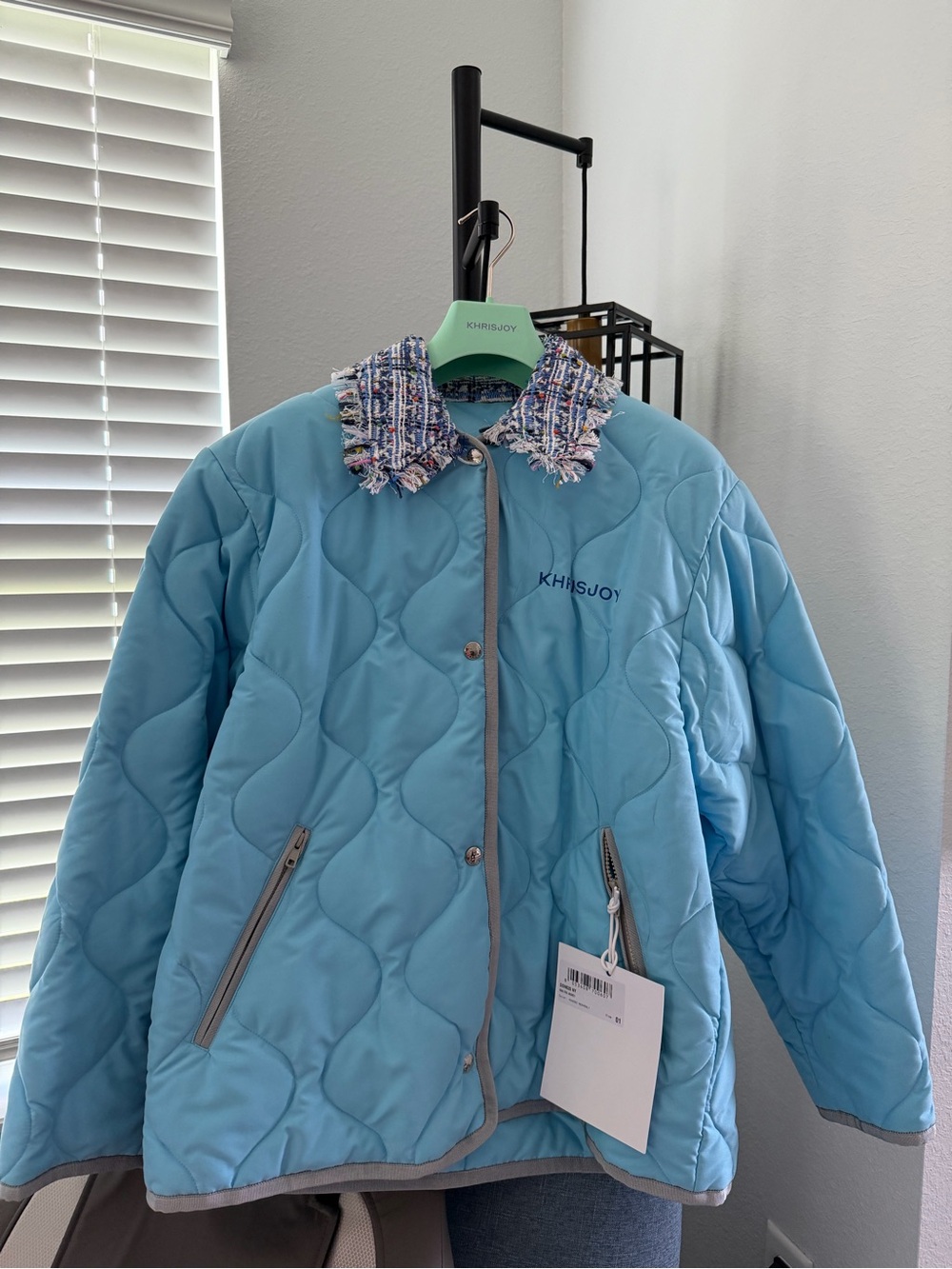 Light Blue Quilted Ski Jacket with Tweed Collar